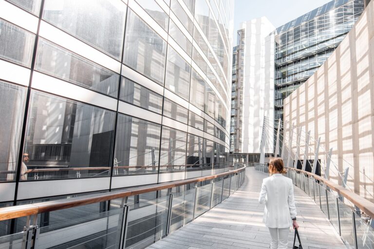 Visa Engages Learners with Learning Game, Gamified Platform, and Product-Knowledge Modules